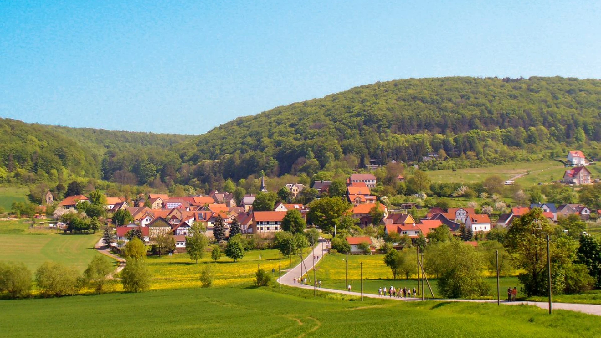 Saalborn - Blick von den alten Bahnschienen